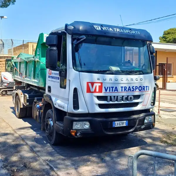 VITA-TRASPORTI-SCARRABILI-IVECO120