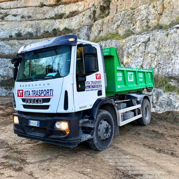 immagine-veicoli-vita-trasporti-scarrabile-IVECO-160